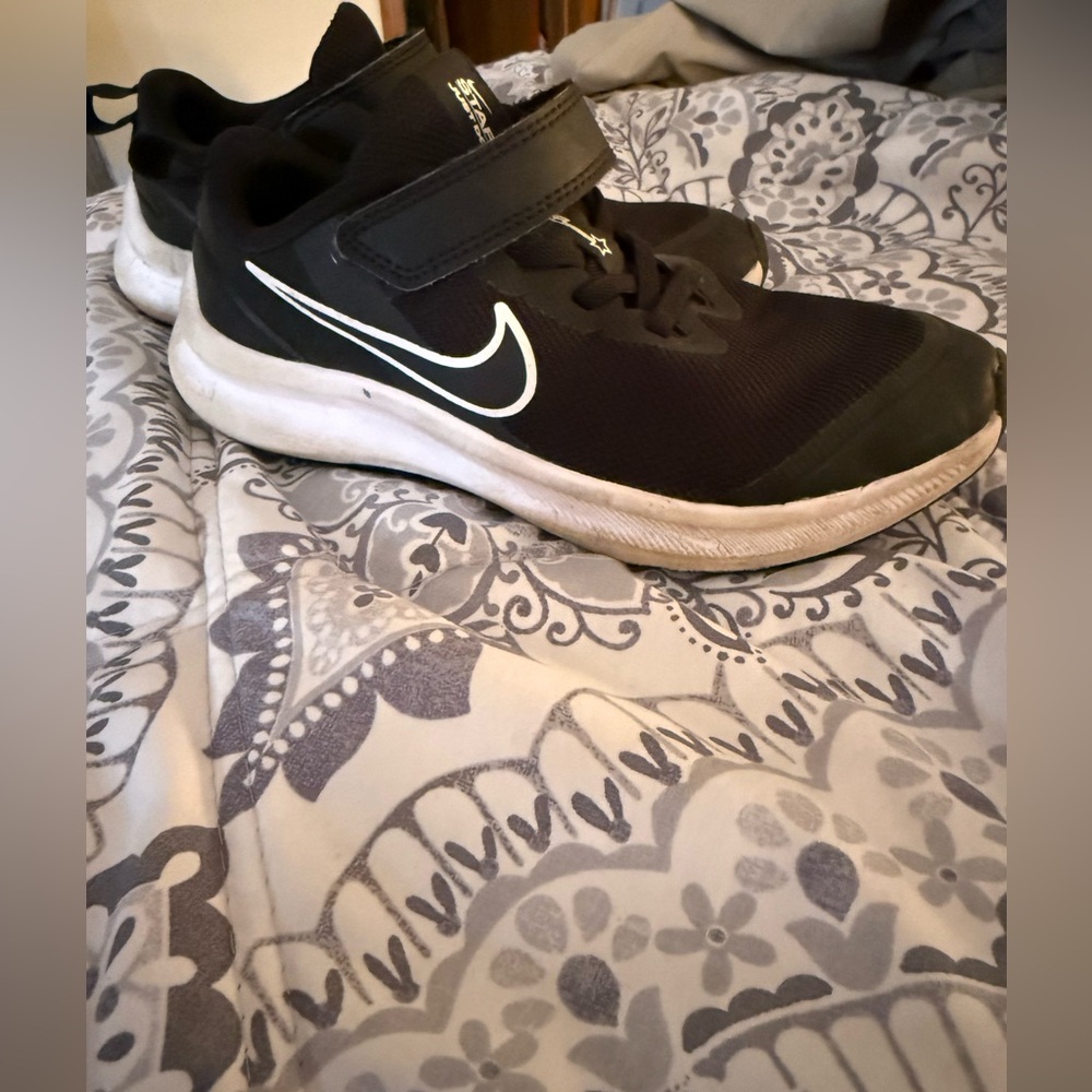 Nike Black and White Sneakers